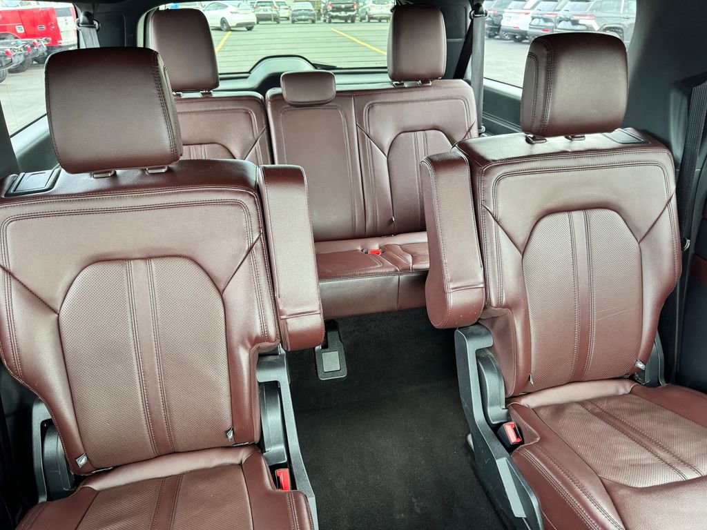 Used 2022 Ford Expedition Max Limited RWD image 16