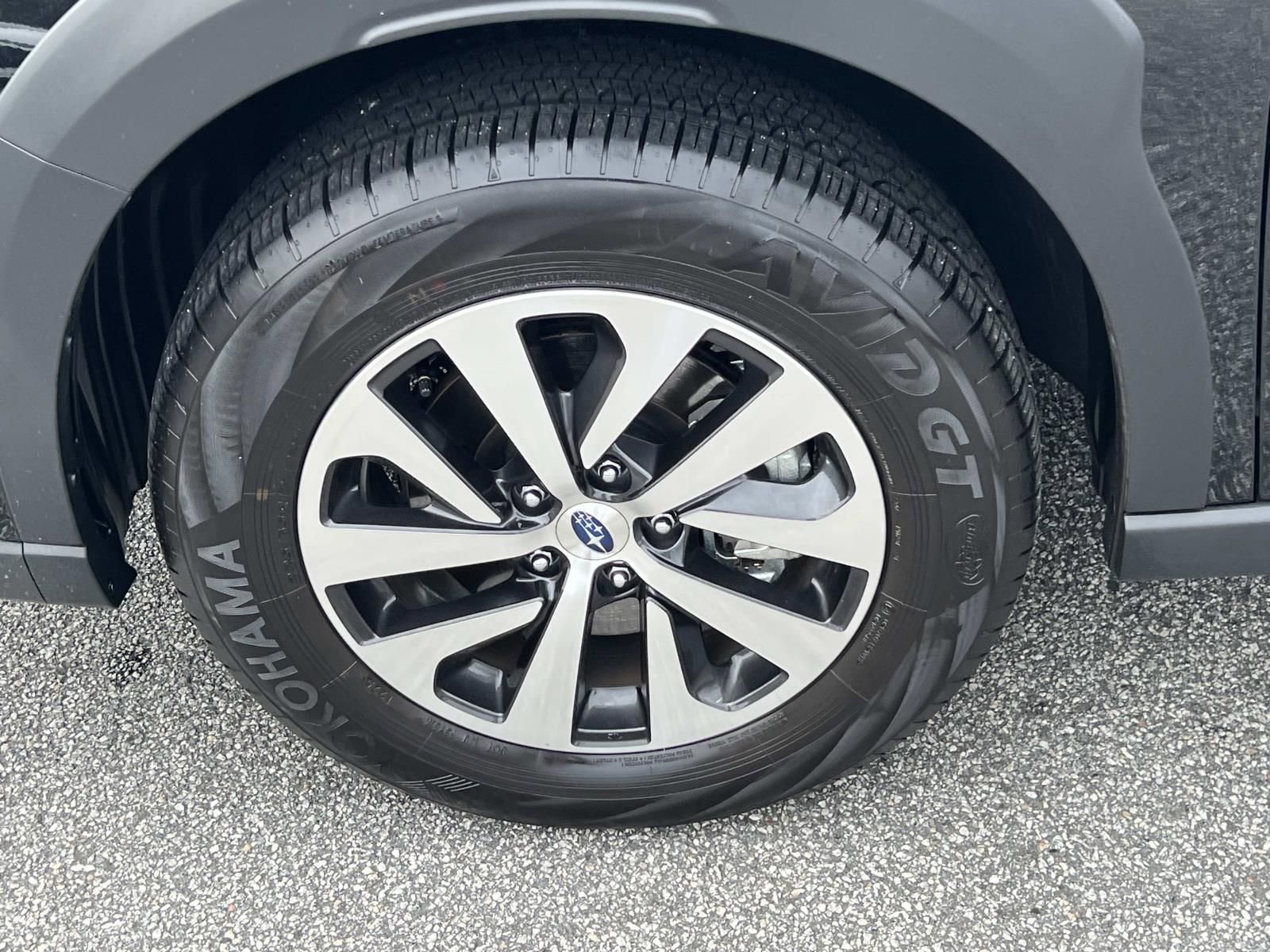 Certified 2025 Subaru Outback Premium w/ Popular Package #1A image 11