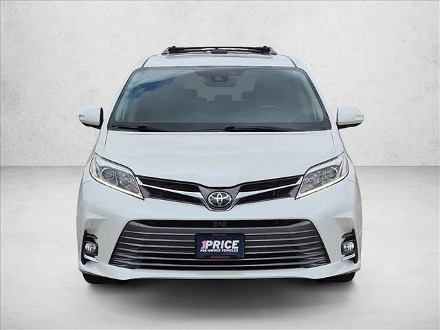 Used 2019 Toyota Sienna Limited Premium FWD image 2