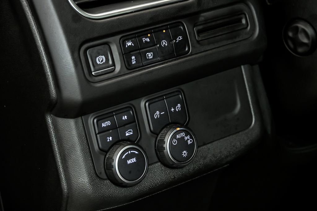 Used 2022 Chevrolet Tahoe RST w/ Sport Performance Package image 19