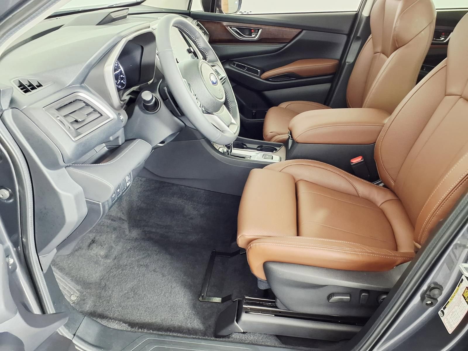 Used 2025 Subaru Ascent Touring image 13