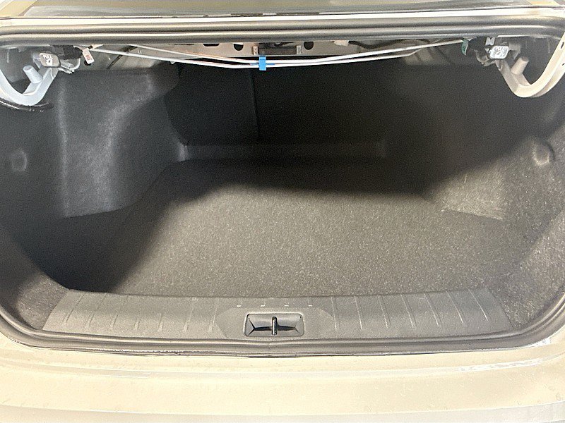 New 2026 Nissan Sentra SV w/ SV Convenience Package FWD image 25