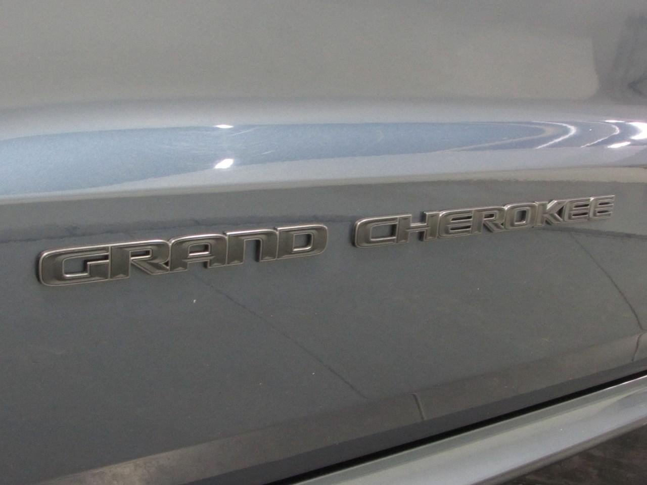 Used 2020 Jeep Grand Cherokee High Altitude AWD/4WD image 33