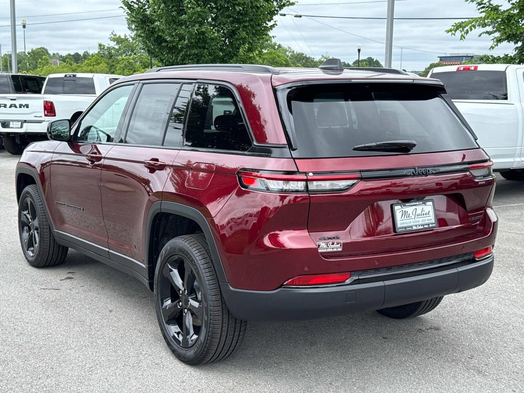 New 2025 Jeep Grand Cherokee Limited w/ Black Appearance Package AWD/4WD image 5