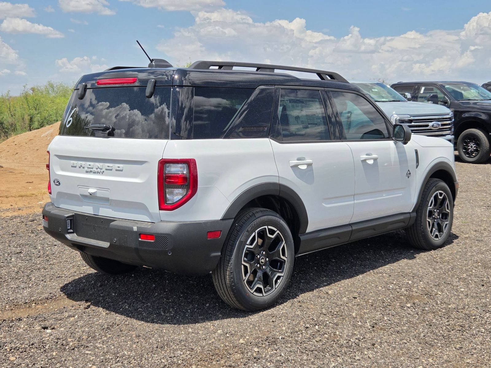 New 2026 Ford Bronco Sport Outer Banks w/ Outer Banks Tech Package+ AWD/4WD image 5