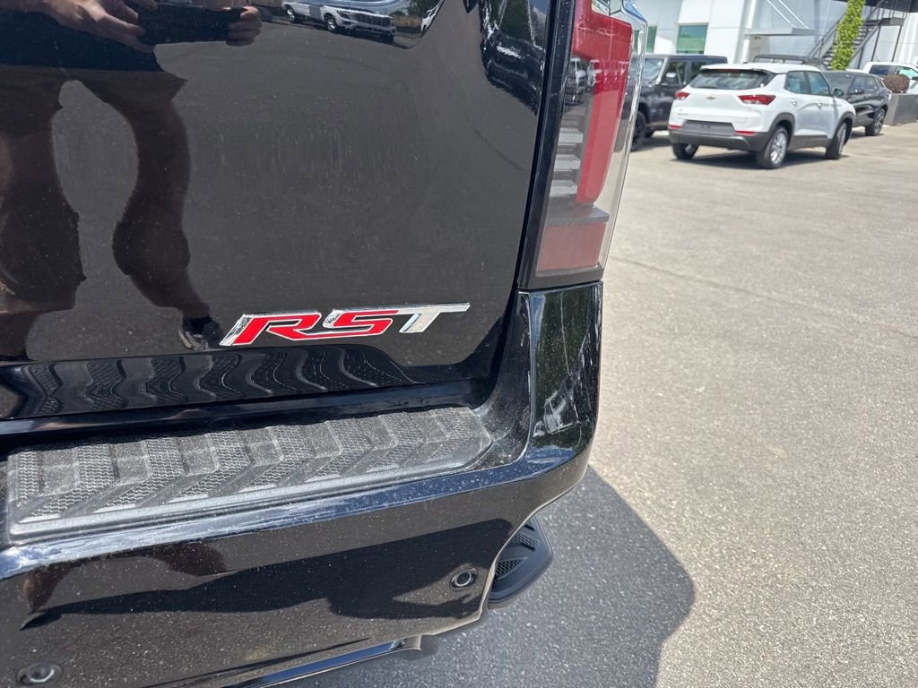 Used 2024 Chevrolet Silverado EV RST AWD/4WD image 33