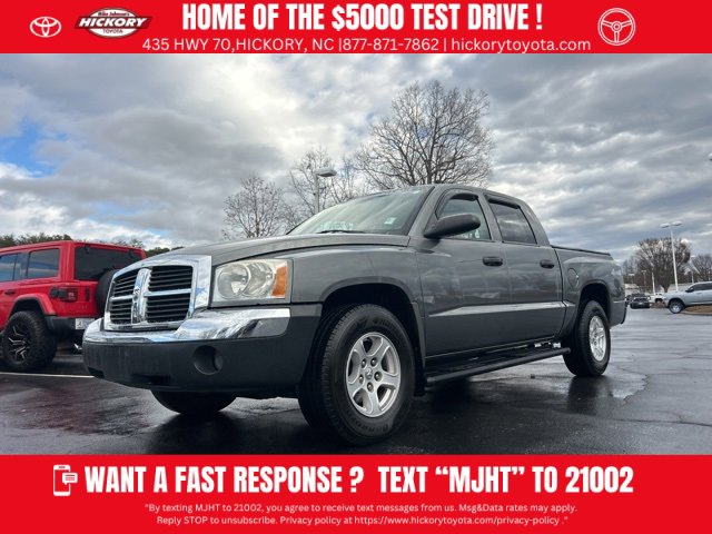 Used 2005 Dodge Dakota SLT image 1