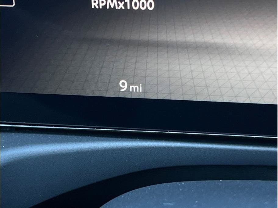 New 2027 Nissan Sentra SR w/ SR Premium Package FWD image 22