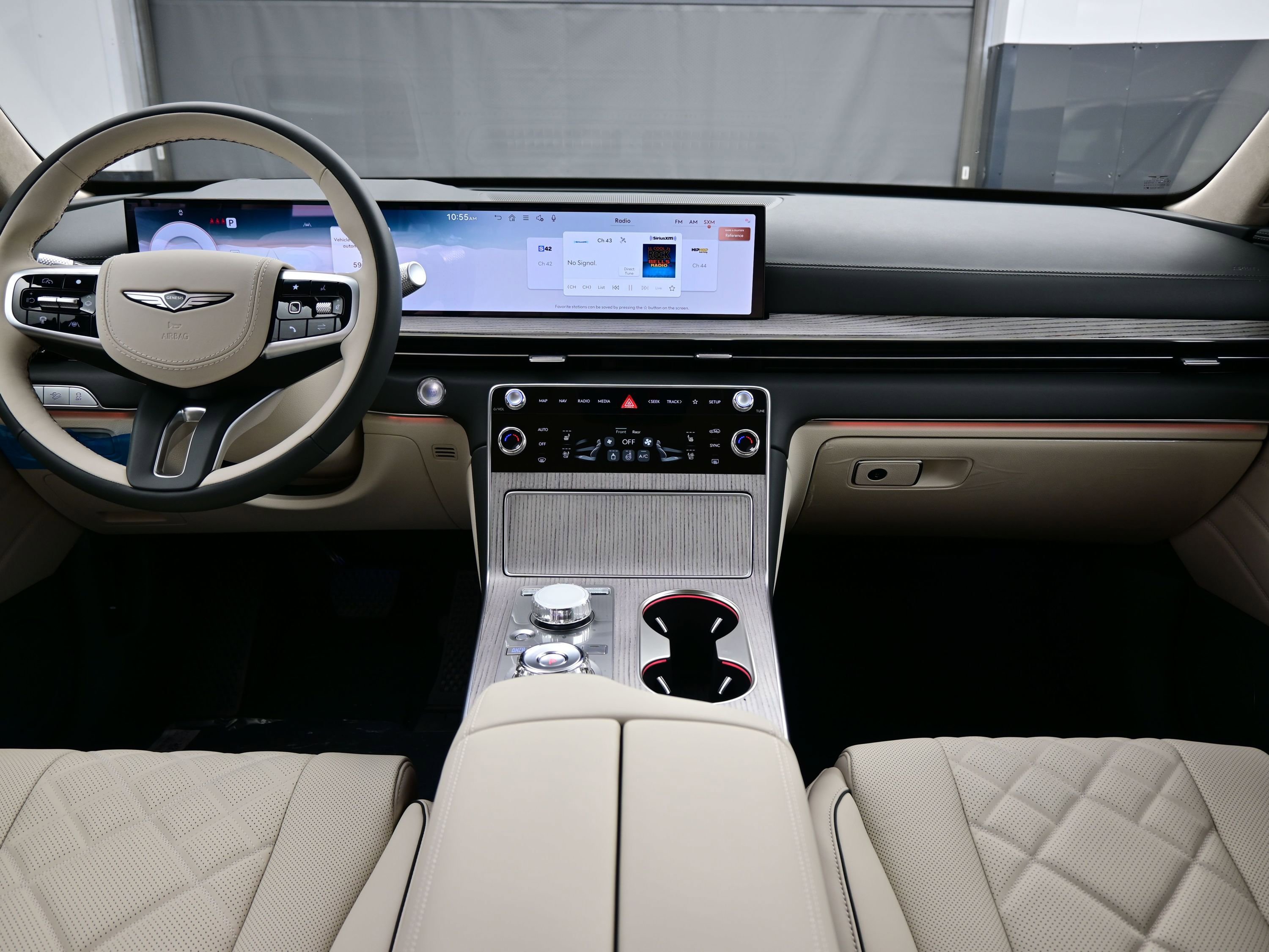 New 2025 Genesis GV80 3.5T Prestige image 9