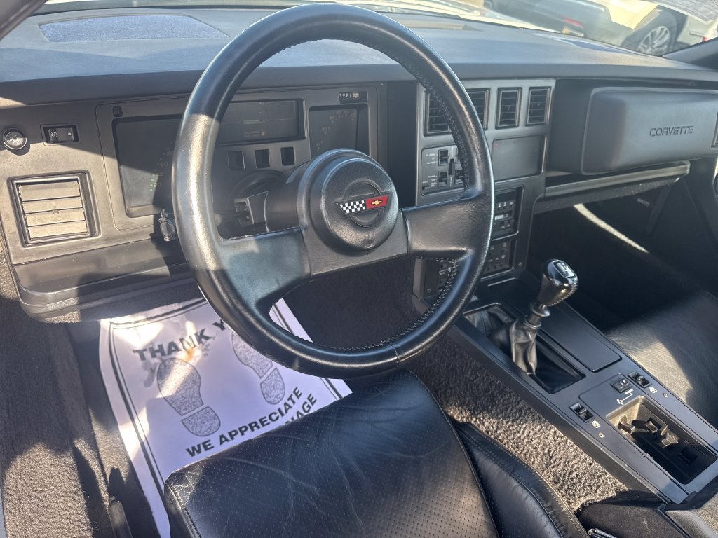 Used 1988 Chevrolet Corvette Convertible RWD image 14