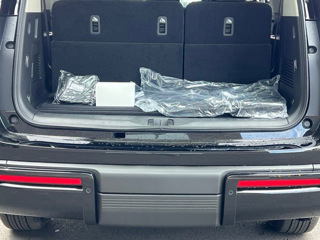 New 2026 Nissan Armada SV image 4