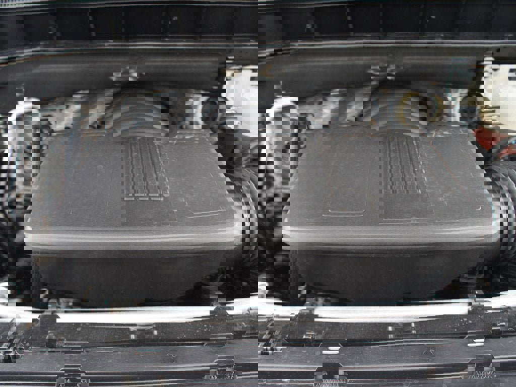 Used 2020 Chevrolet Silverado 1500 LT Trail Boss AWD/4WD image 28