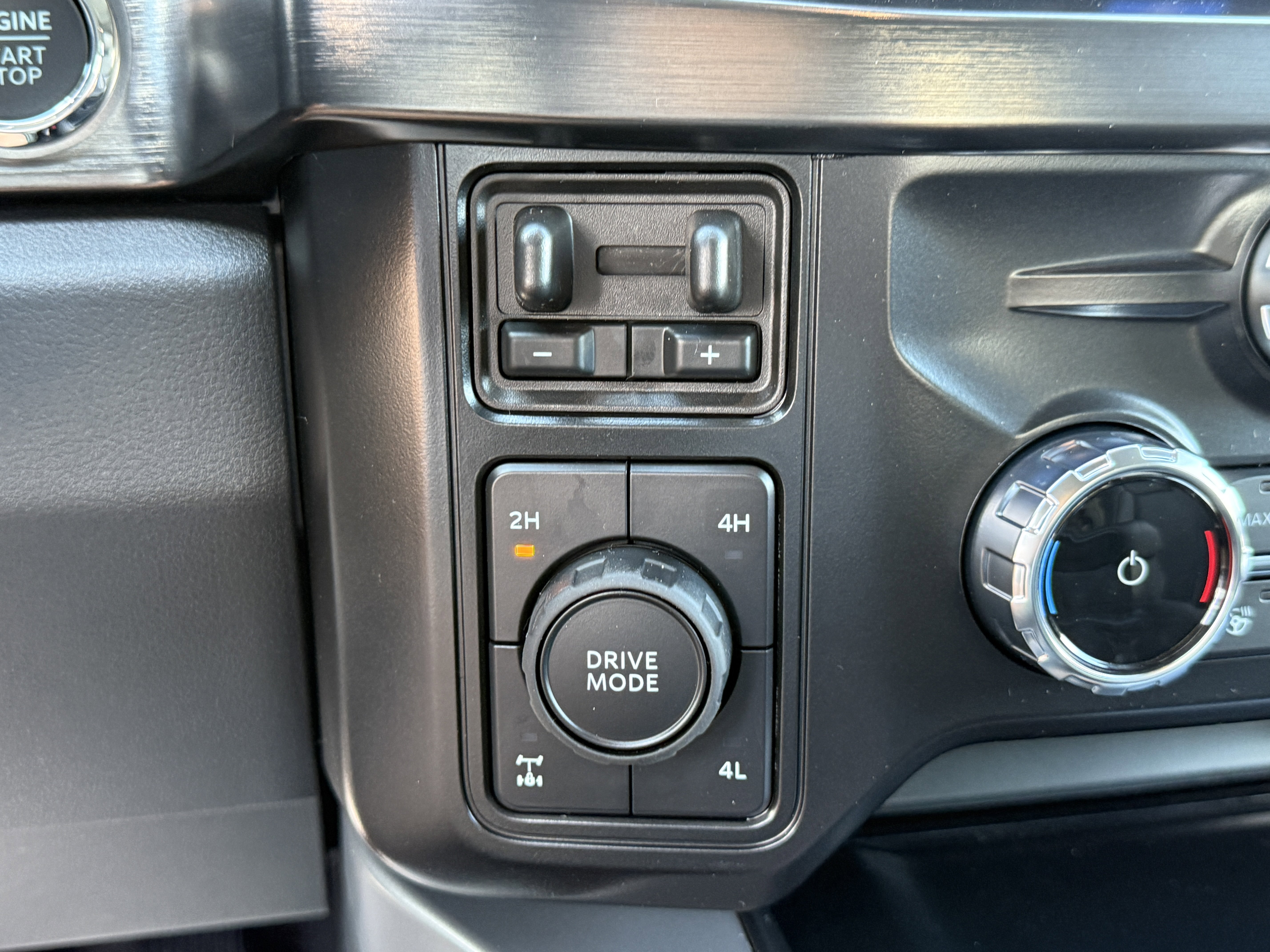 New 2026 Ford F250 Lariat image 24