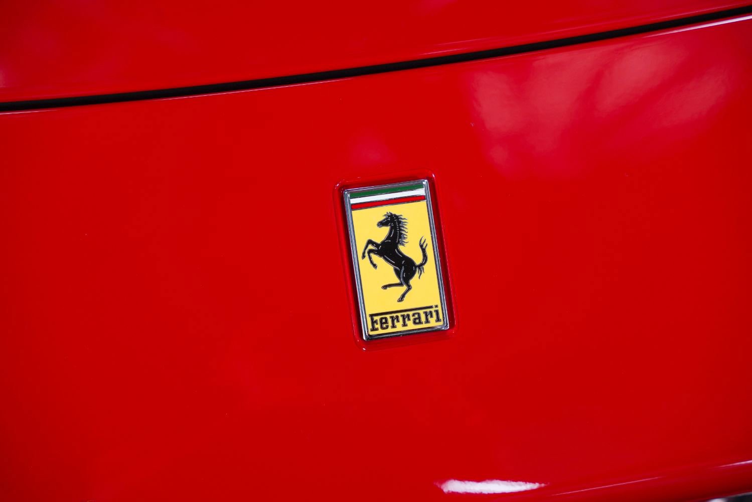 Used 2021 Ferrari F8 Tributo RWD image 13