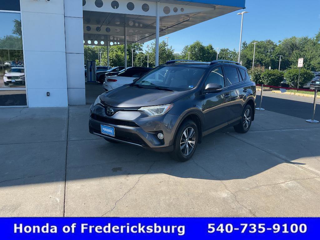 Used 2017 Toyota RAV4 XLE w/ Plus Extra Value Package AWD/4WD image 1