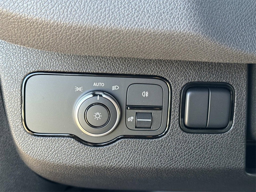 New 2026 Mercedes-Benz Sprinter 144 Cargo image 25