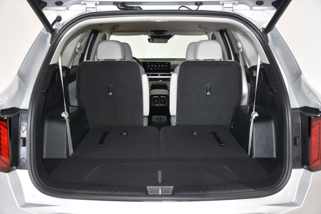 New 2025 Kia Sorento EX image 30
