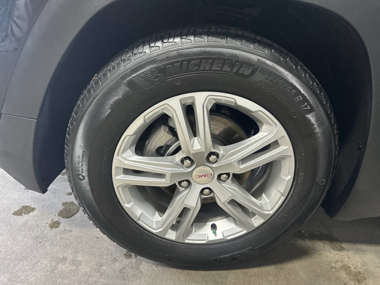 Used 2023 GMC Terrain SLE w/ Driver Convenience Package image 20