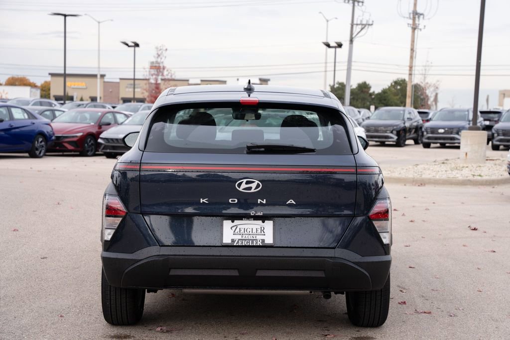 New 2026 Hyundai Kona SE image 6