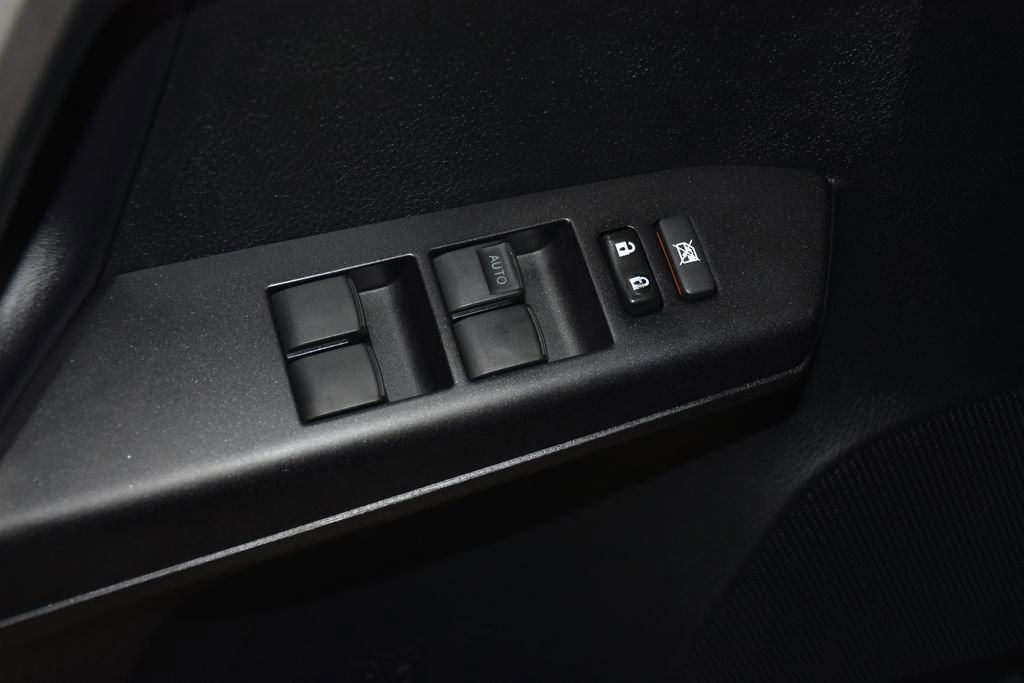 Used 2018 Toyota RAV4 XLE image 23