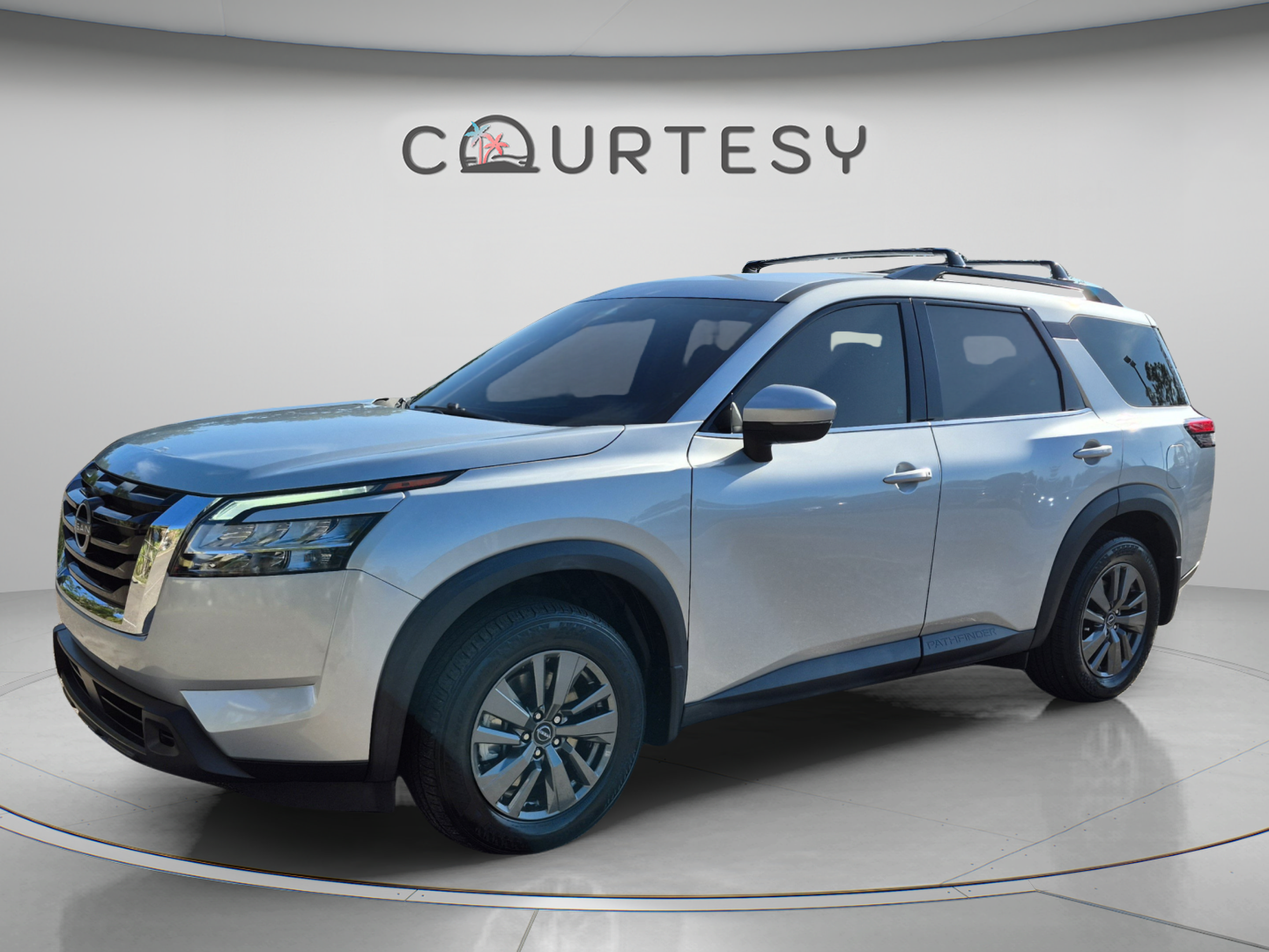 Certified 2022 Nissan Pathfinder SV FWD image 1