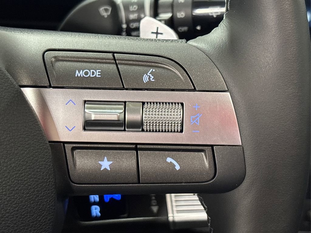 Used 2026 Hyundai Kona Limited image 30