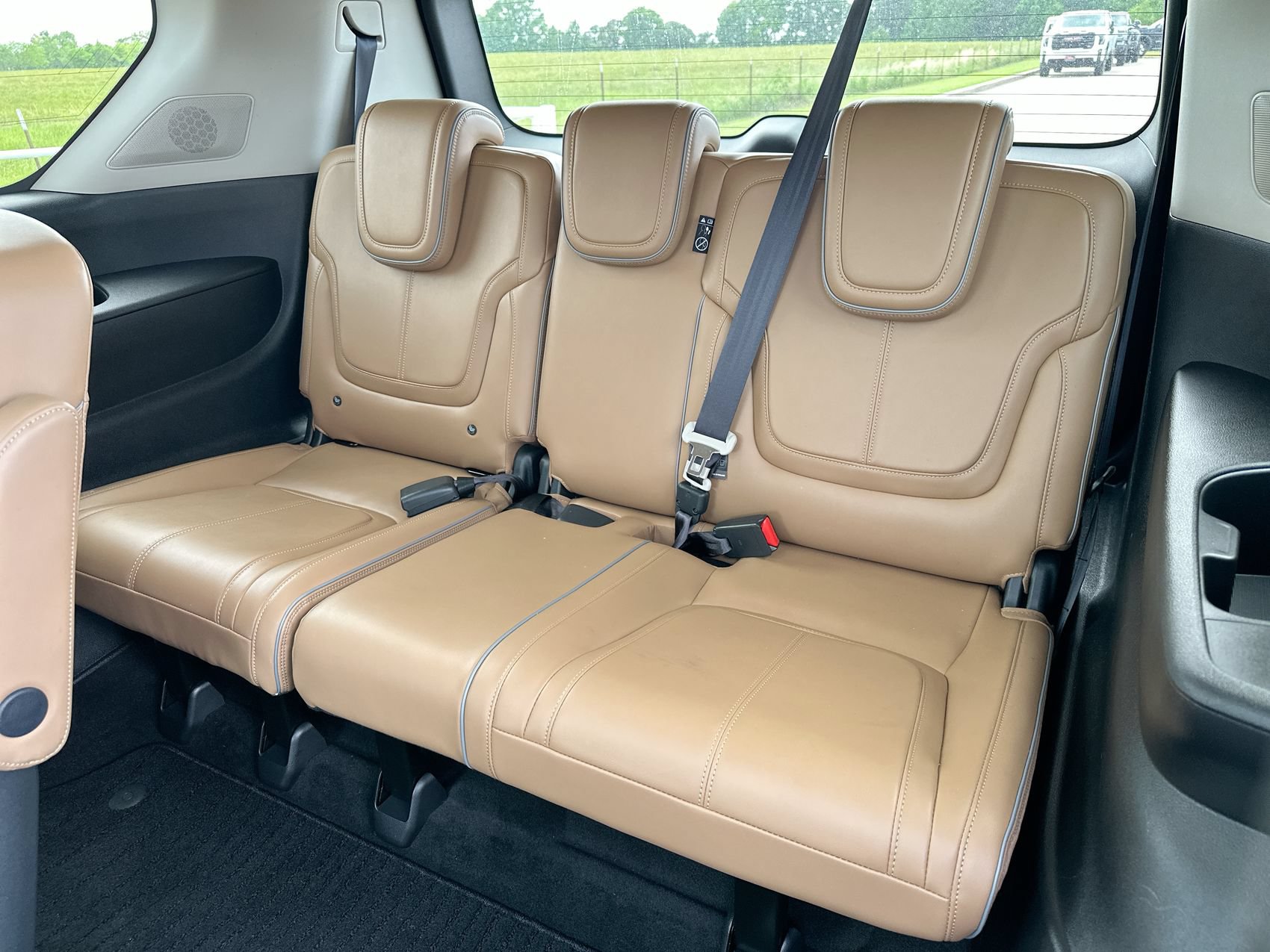 Used 2025 INFINITI QX80 Sensory AWD/4WD image 25