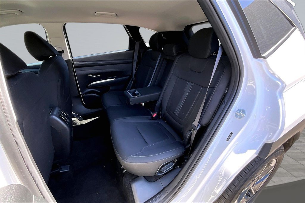 Used 2025 Hyundai Tucson SEL FWD image 16
