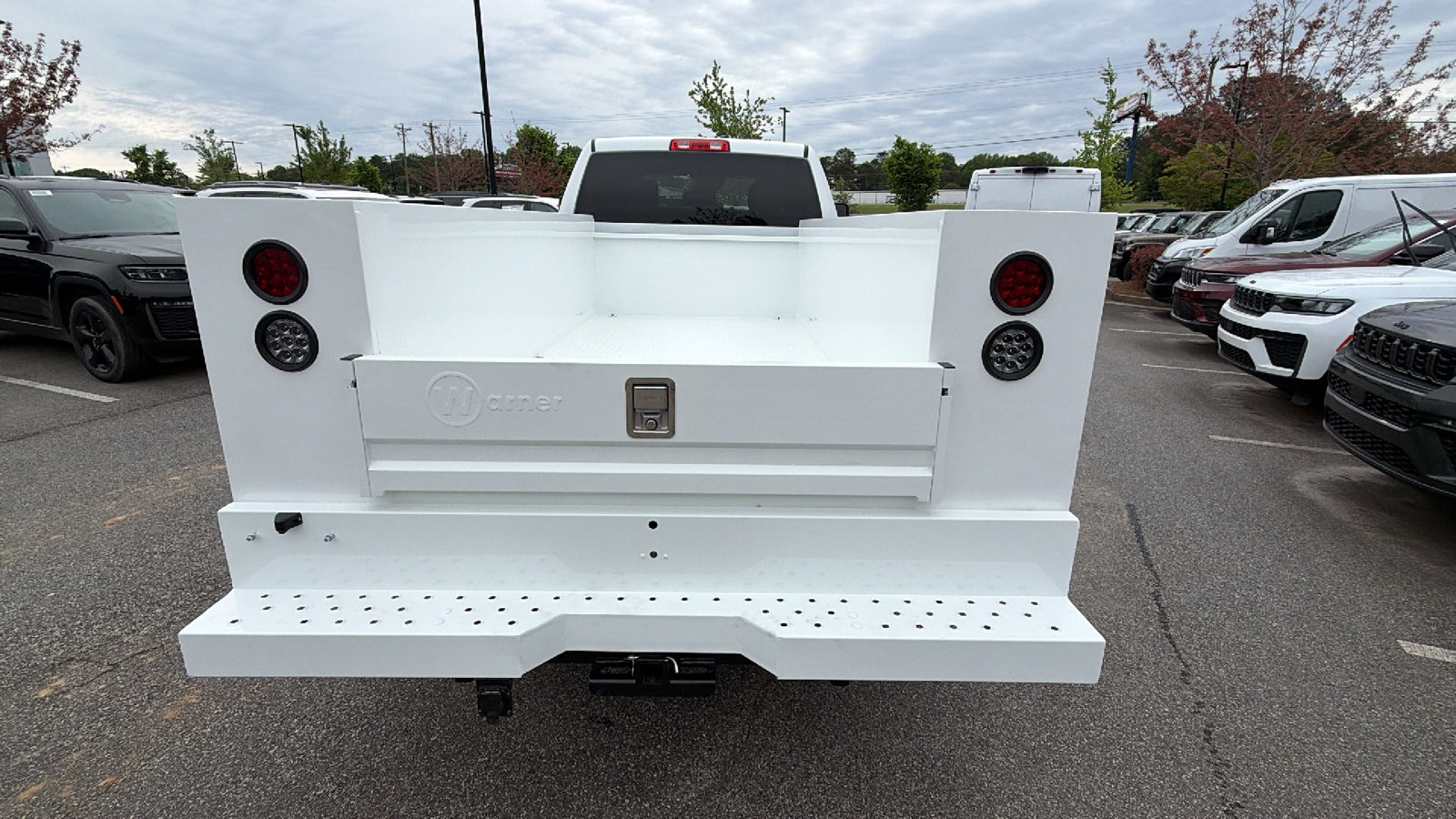 New 2026 RAM 3500 Tradesman w/ Chrome Appearance Group A AWD/4WD image 9