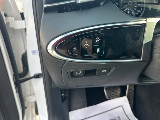 Used 2023 Genesis GV70 3.5T Sport AWD/4WD image 18
