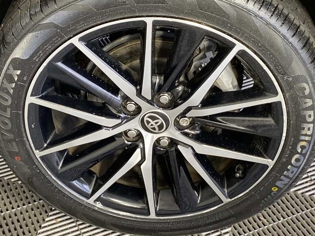 Used 2021 Toyota Camry SE w/ Cold Weather Package AWD/4WD image 27