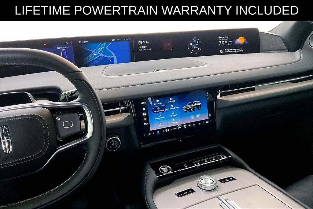 Used 2025 Lincoln Navigator Reserve w/ Jet Appearance Package image 8