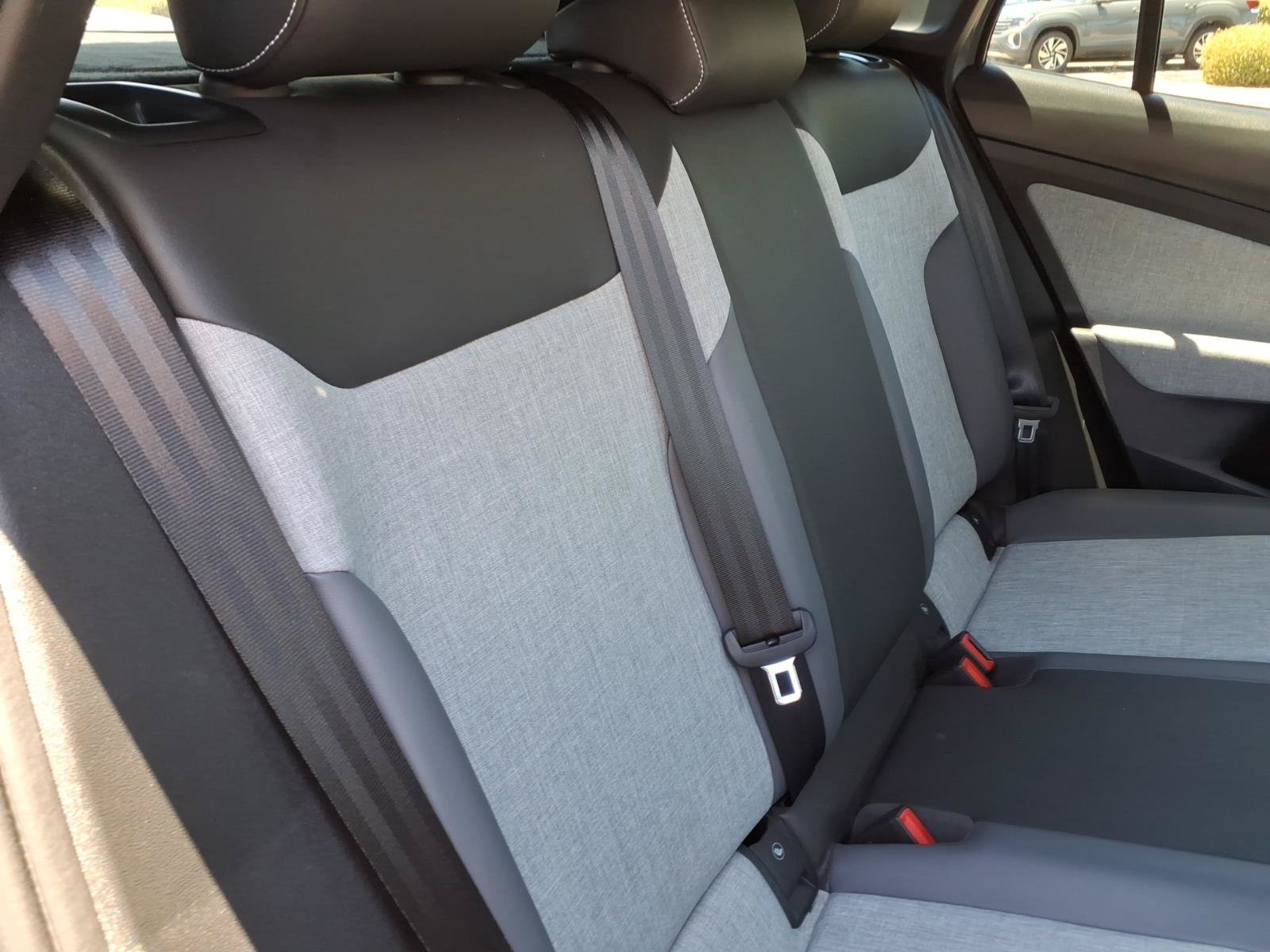 Certified 2025 Volkswagen ID.4 Pro RWD image 15