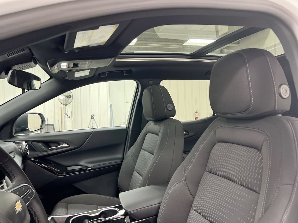 New 2027 Chevrolet Equinox LT FWD image 20