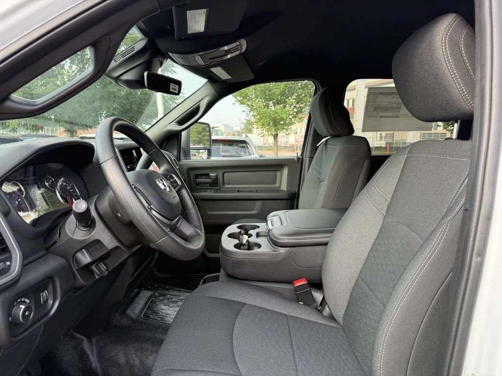 New 2026 RAM 3500 Tradesman AWD/4WD image 13