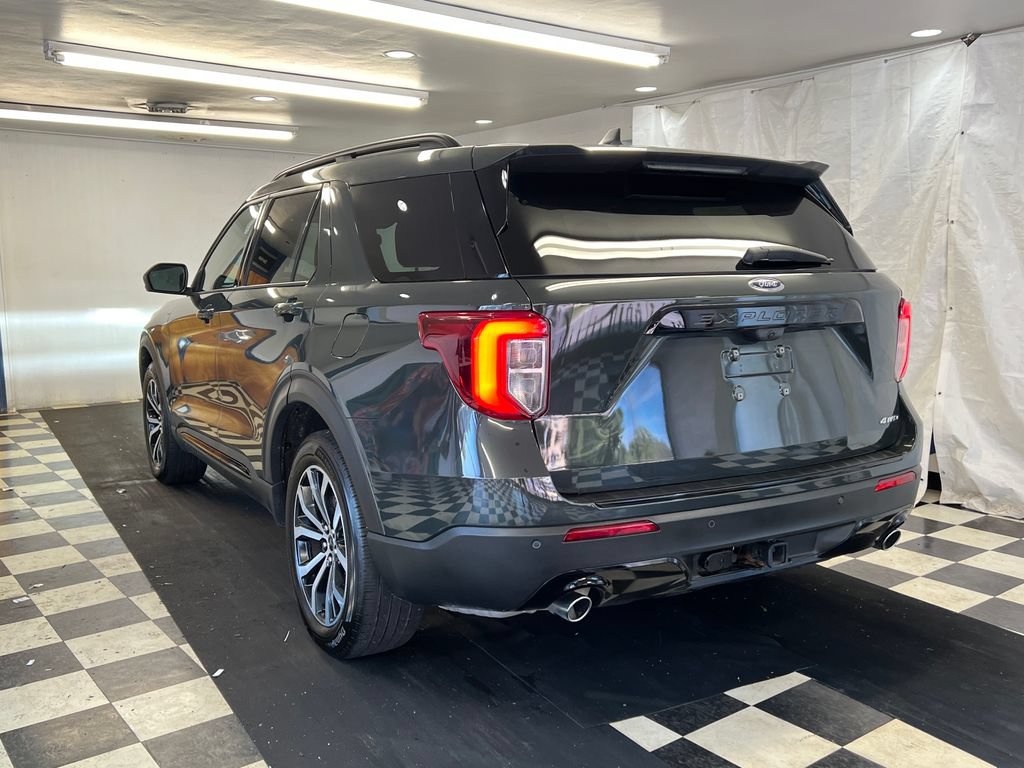 Used 2023 Ford Explorer ST-Line w/ Class IV Trailer Tow Package AWD/4WD image 9