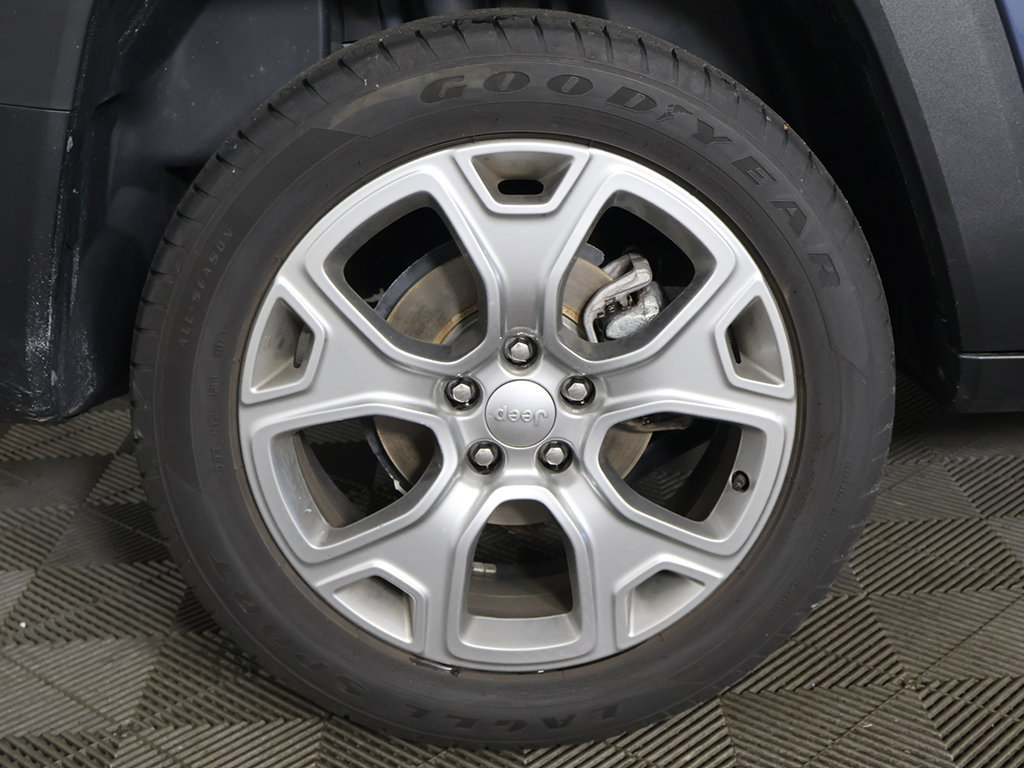 Used 2022 Jeep Renegade Limited AWD/4WD image 20