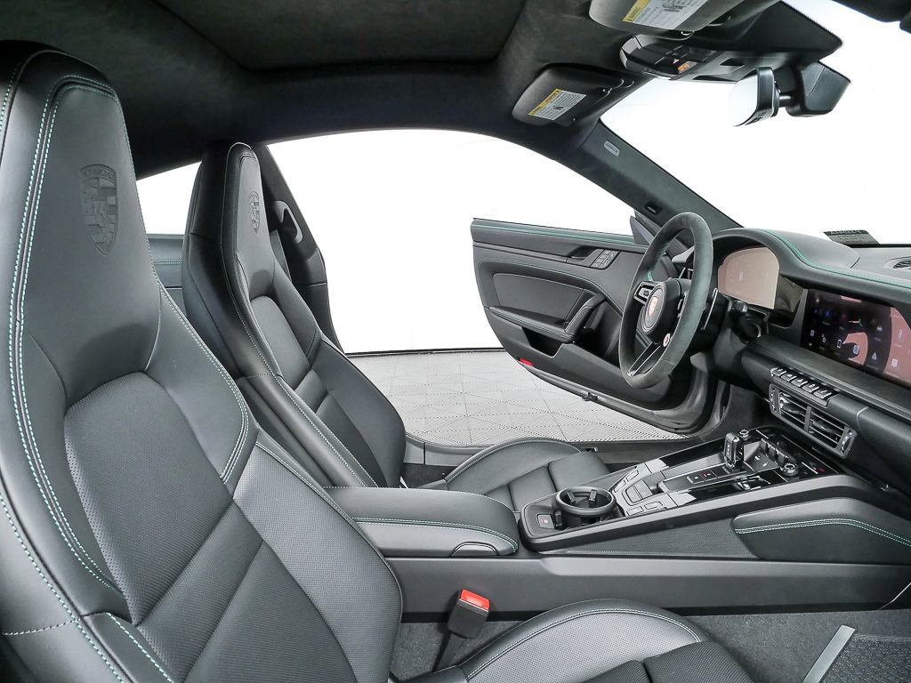 Certified 2026 Porsche 911 Carrera GTS image 22