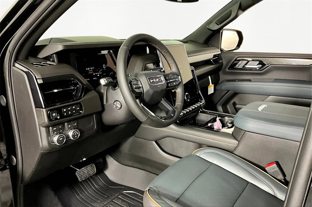 New 2026 GMC Yukon AT4 w/ LPO, Floor Liner Package image 8