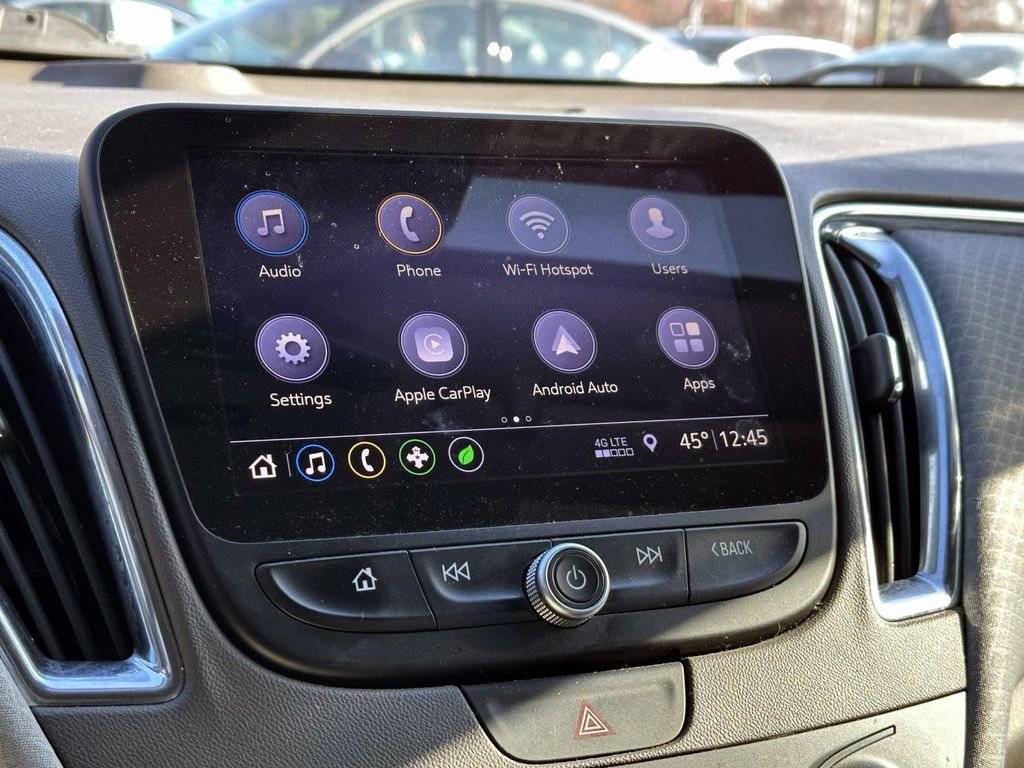 Used 2019 Chevrolet Malibu Hybrid image 26