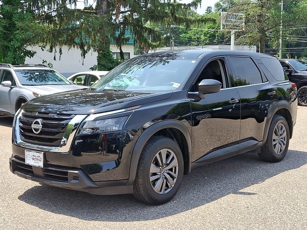 Certified 2024 Nissan Pathfinder S AWD/4WD image 4