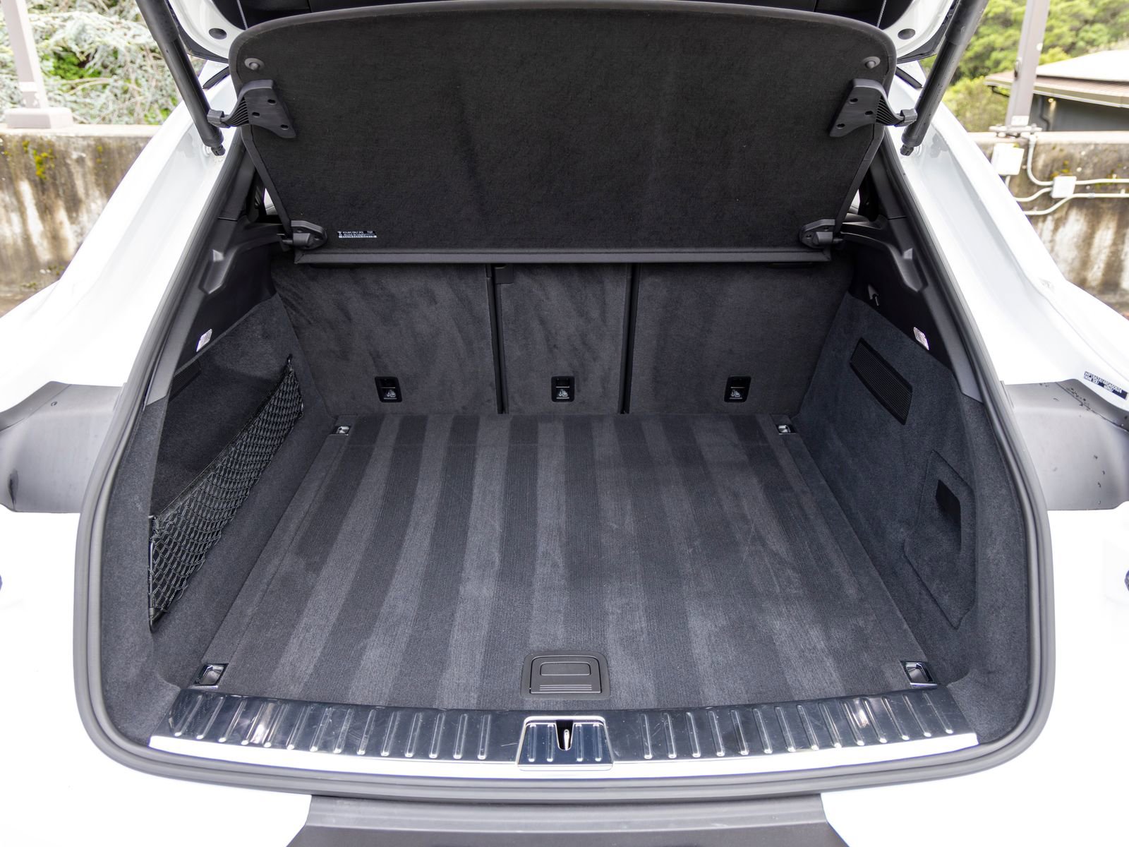 Certified 2024 Porsche Cayenne Coupe image 52