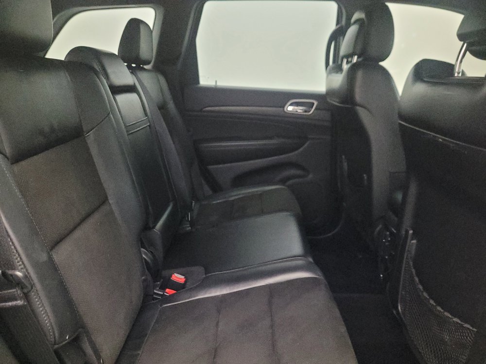 Used 2018 Jeep Grand Cherokee Altitude RWD image 19