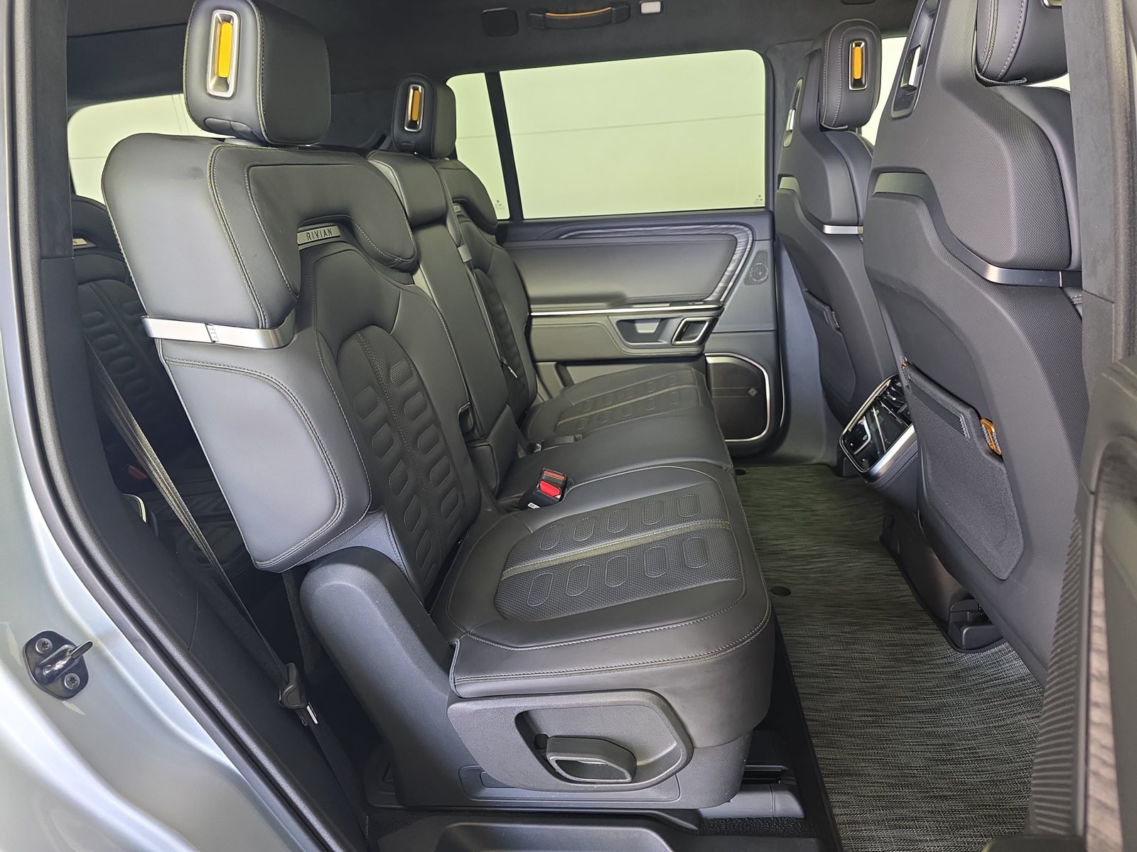 Used 2023 Rivian R1S Adventure Quad AWD/4WD image 23