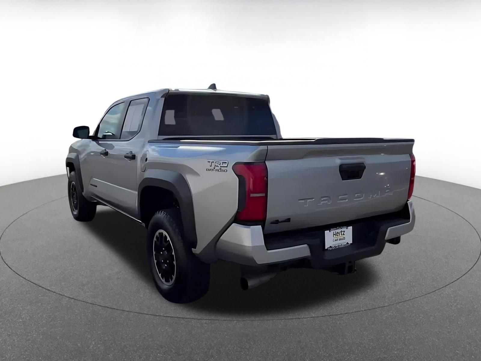 Used 2025 Toyota Tacoma TRD Off-Road AWD/4WD image 11