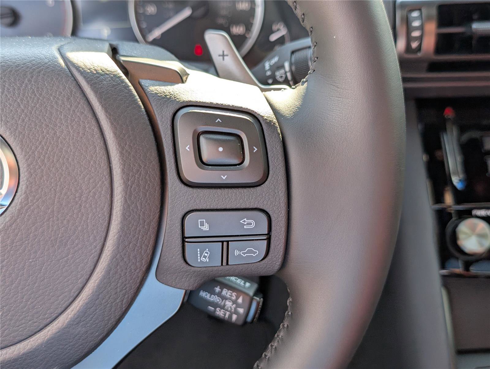 Certified 2025 Lexus IS 300 w/ Comfort Package image 22