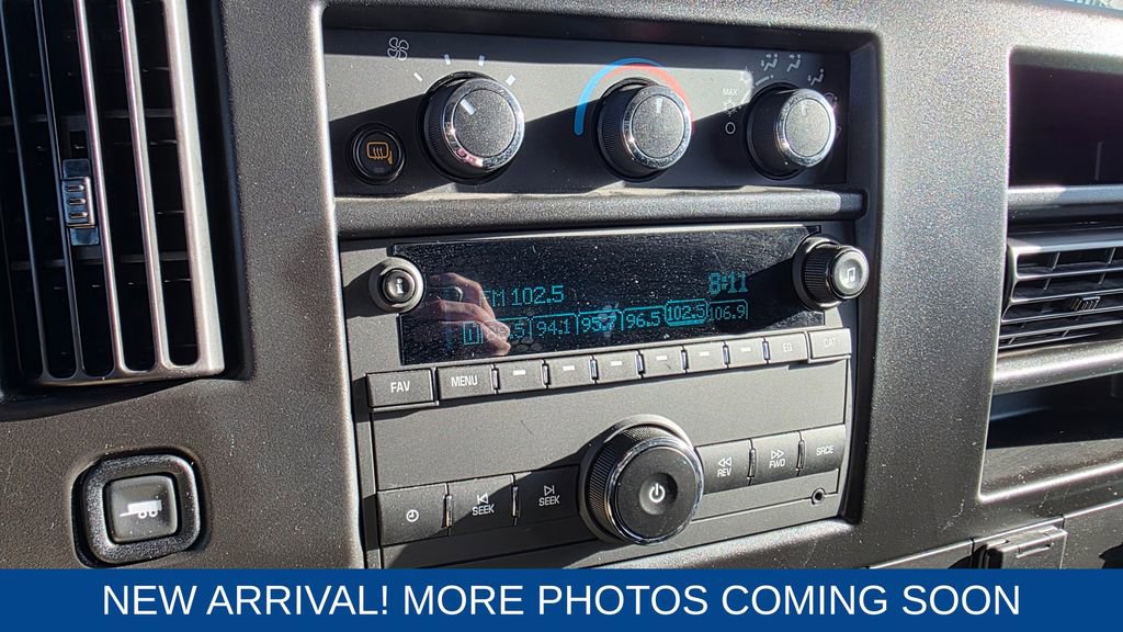 Used 2024 GMC Savana 2500 w/ Driver Convenience Package image 19