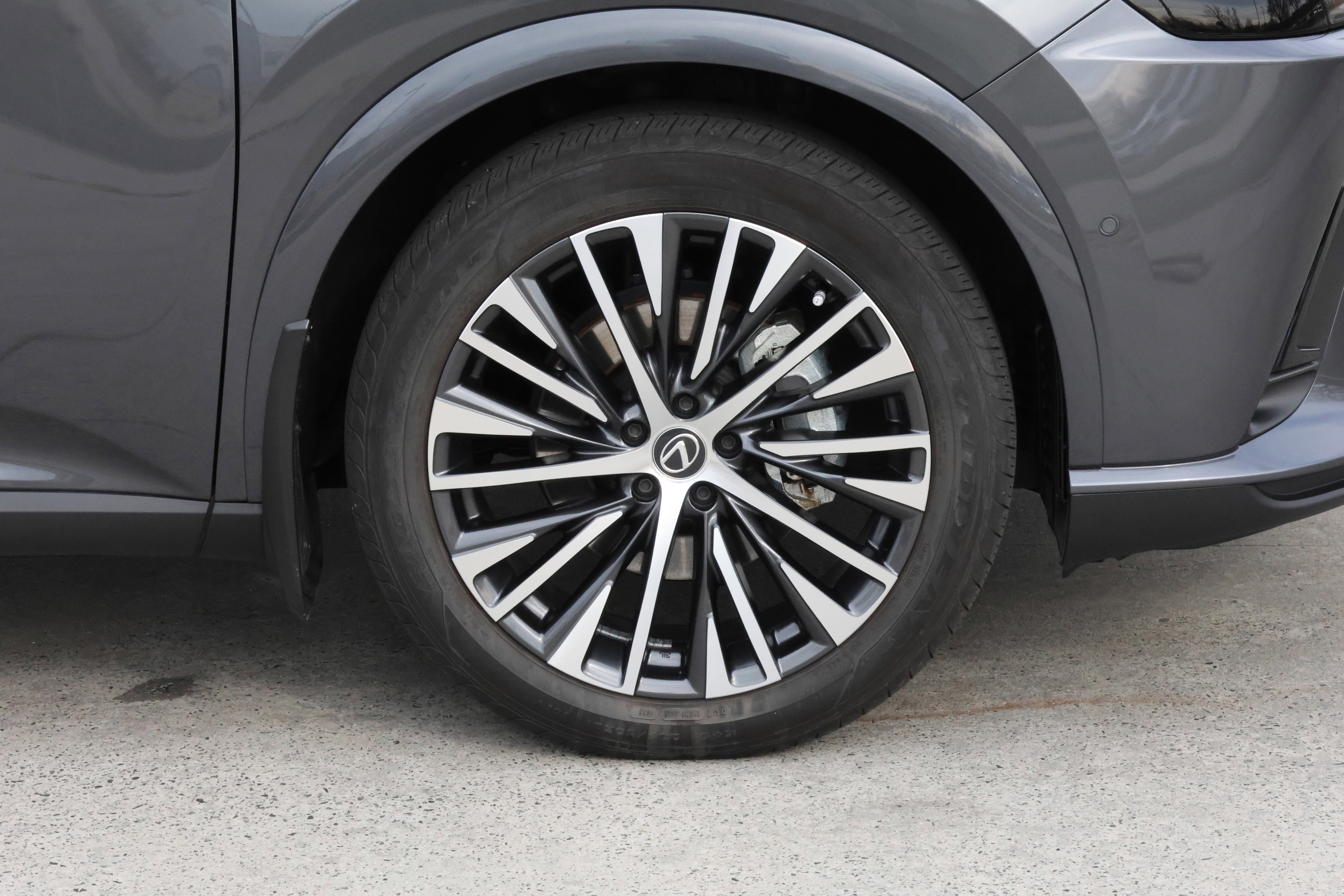 Certified 2024 Lexus RX 350 Premium Plus w/ Convenience Package image 11