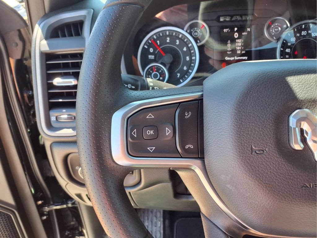 New 2026 RAM 1500 Express AWD/4WD image 21