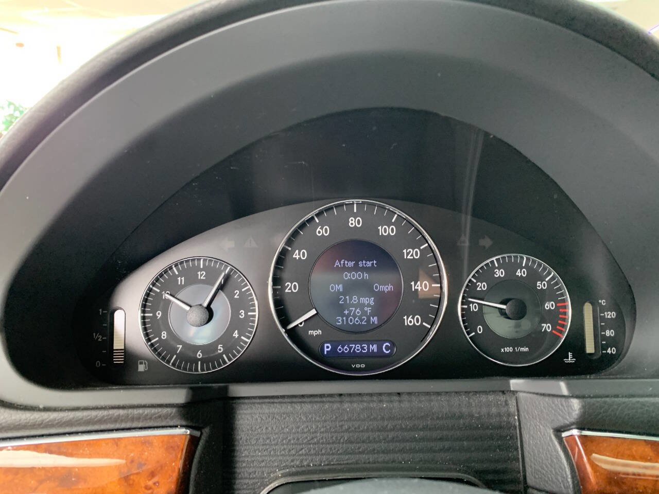 Used 2005 Mercedes-Benz E 320 Sedan image 11